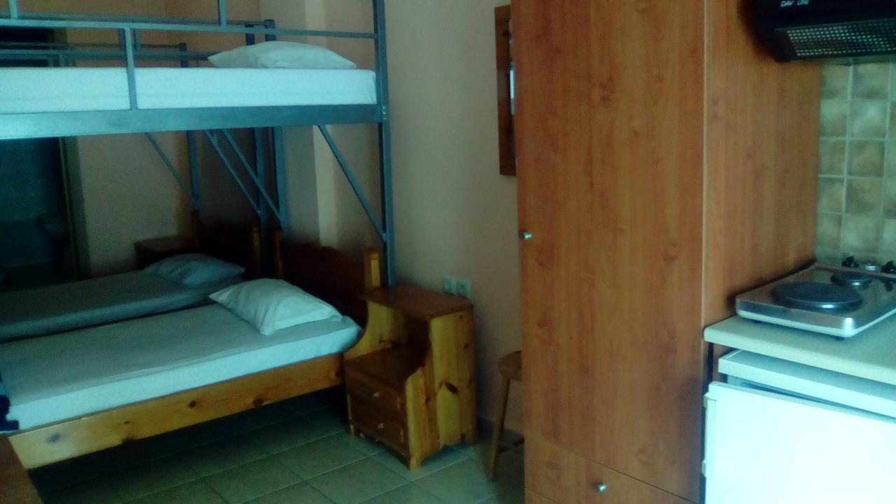 Constantinos Budget Beds Chania  Exteriör bild